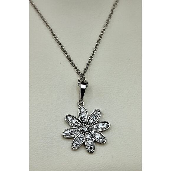 Sterling Platinum Cubic Zirconia Daisy Pendant Necklace 16" Silver Chain YK - Picture 1 of 11